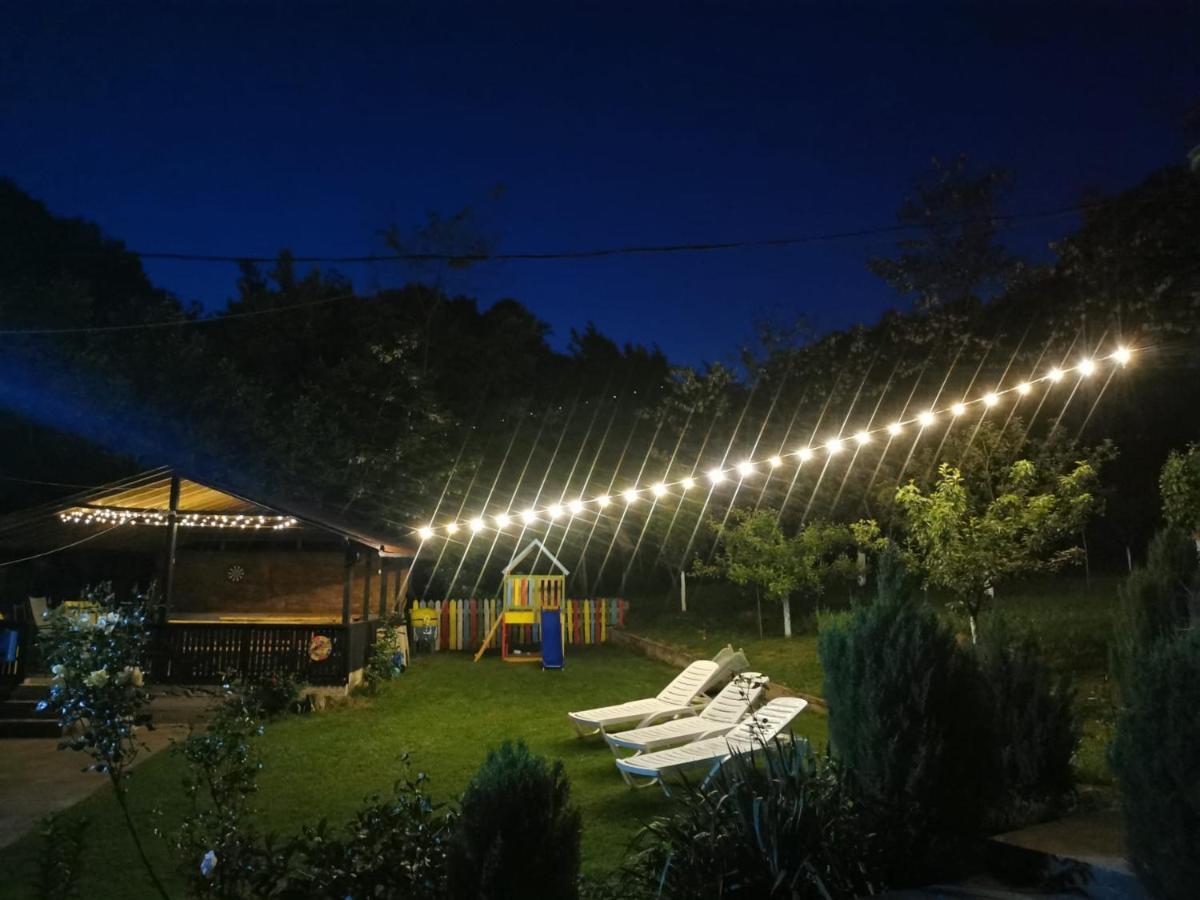 Casa Noastra Orşova Exterior foto