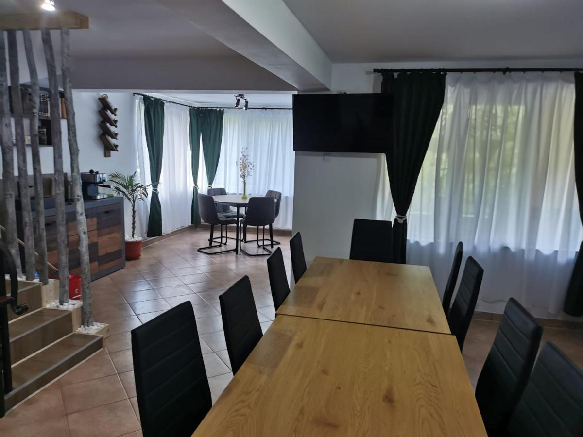 Casa Noastra Orşova Exterior foto