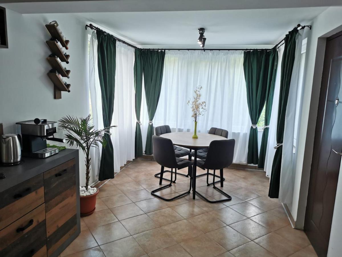 Casa Noastra Orşova Exterior foto